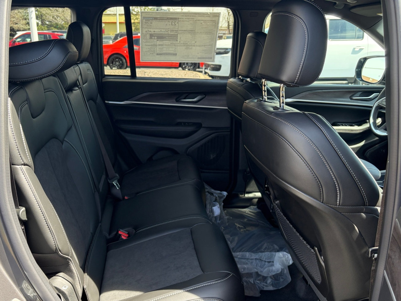 New 2026 Jeep Grand Cherokee Altitude AWD/4WD image 23