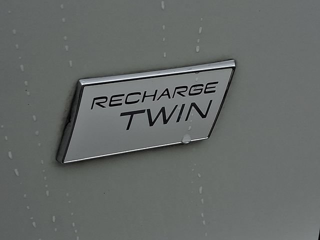 Certified 2023 Volvo XC40 Recharge Ultimate w/ Protection Package Premier AWD/4WD image 31