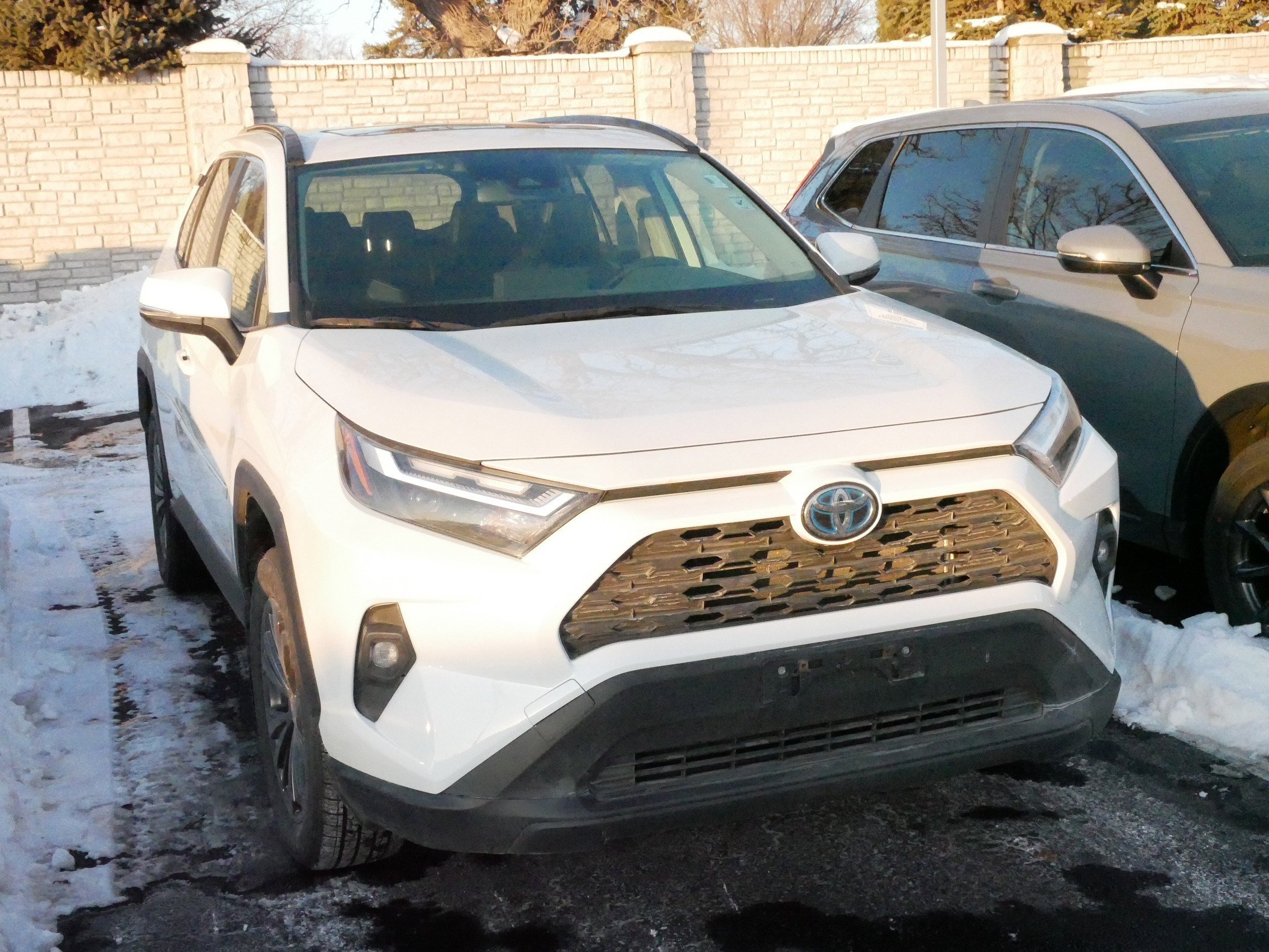 Used 2022 Toyota RAV4 XLE Premium video 2