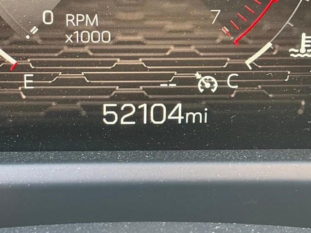 Used 2024 GMC Acadia Elevation image 25