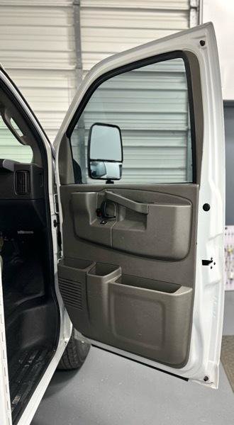 Used 2020 GMC Savana 3500 w/ Power Convenience Package RWD image 50