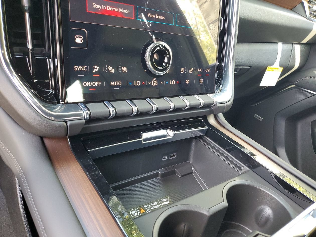 New 2026 GMC Yukon XL Denali RWD image 23