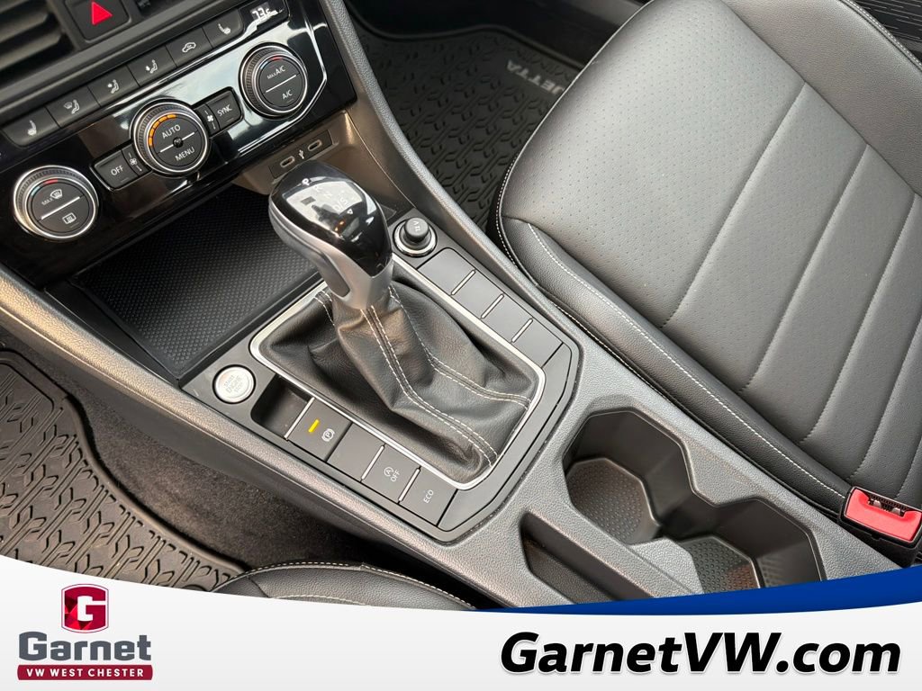 Certified 2023 Volkswagen Jetta SE image 24
