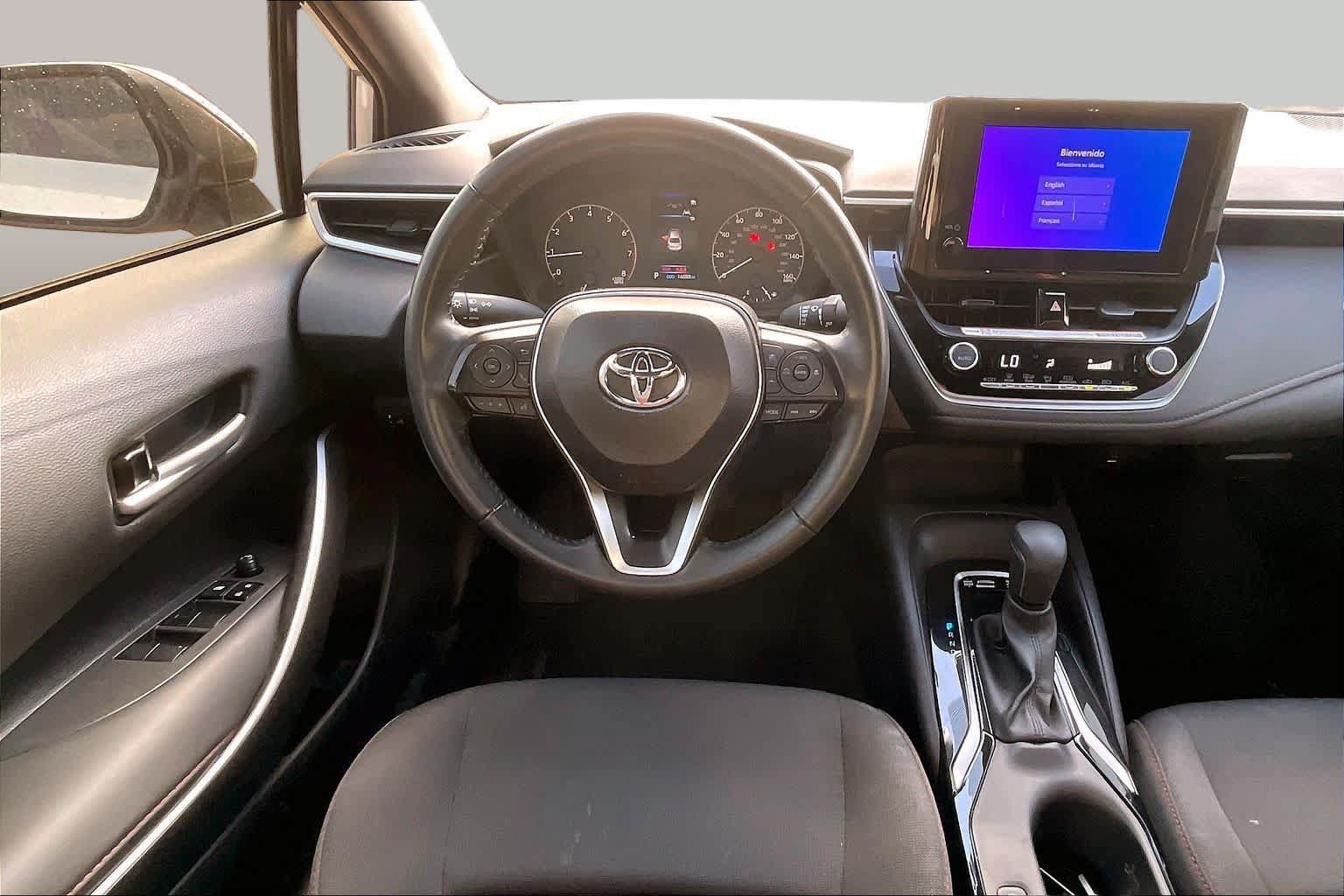 Used 2025 Toyota Corolla SE FWD image 5