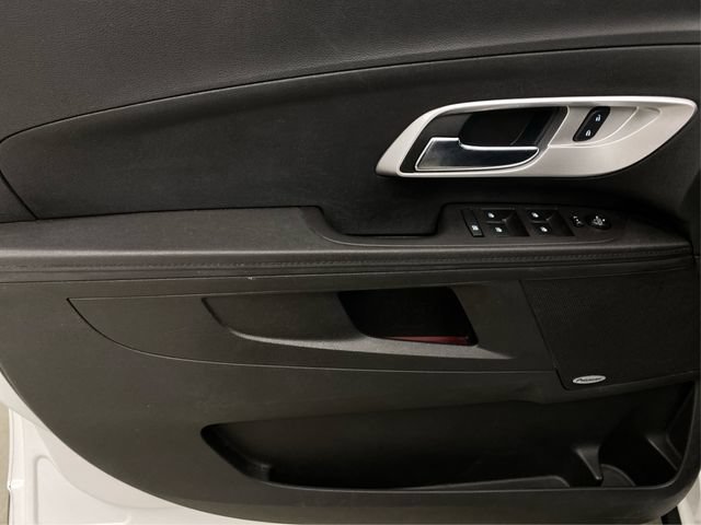 Used 2017 Chevrolet Equinox Premier w/ Enhanced Convenience Package AWD/4WD image 24