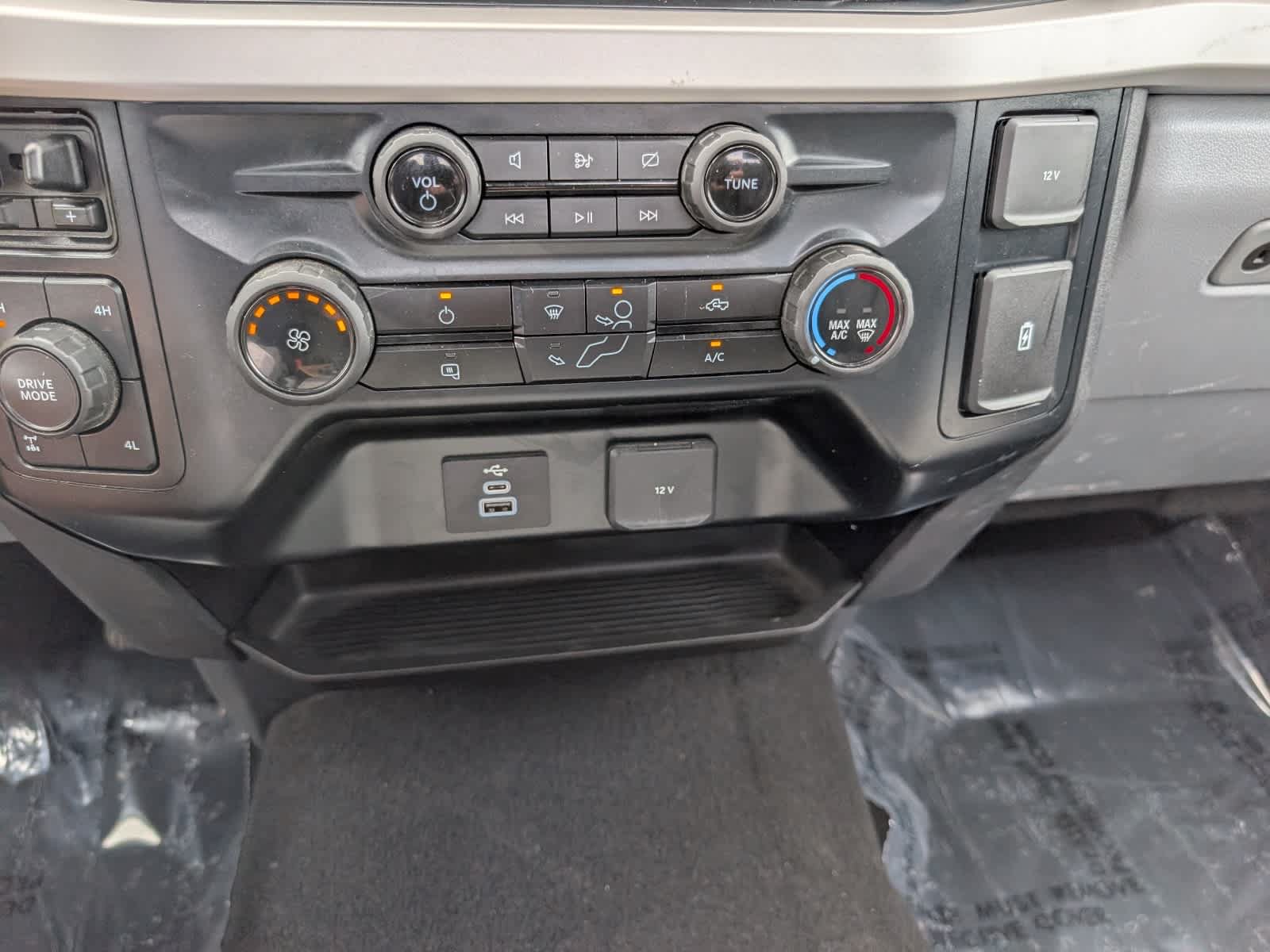 Used 2023 Ford F250 XL w/ STX Appearance Package AWD/4WD image 23