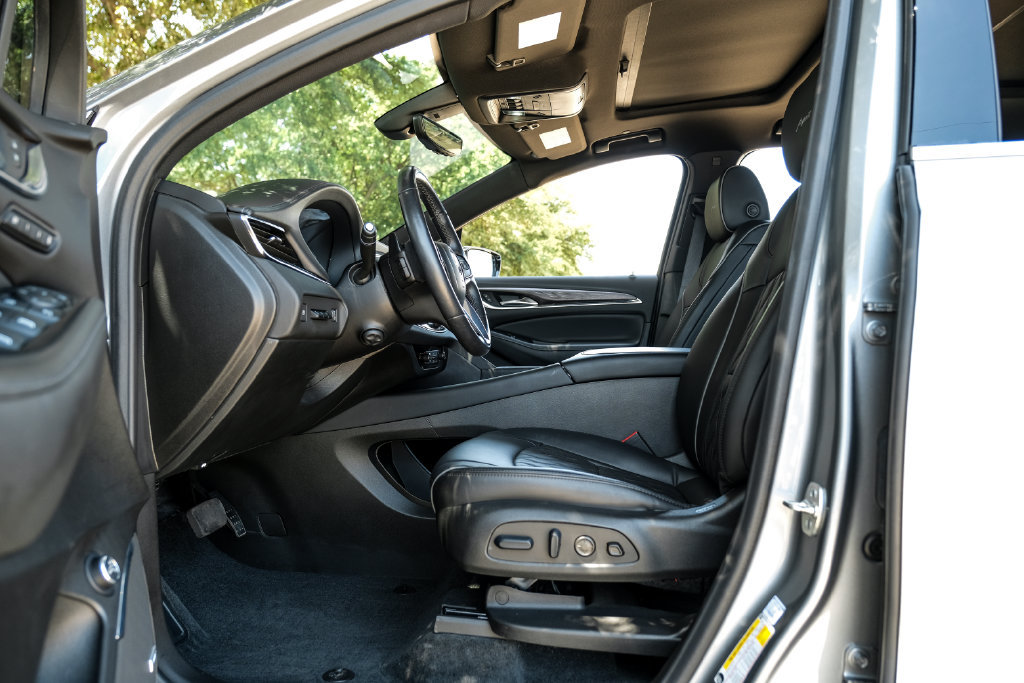 Used 2024 Buick Enclave Avenir w/ Avenir Technology Package FWD image 46