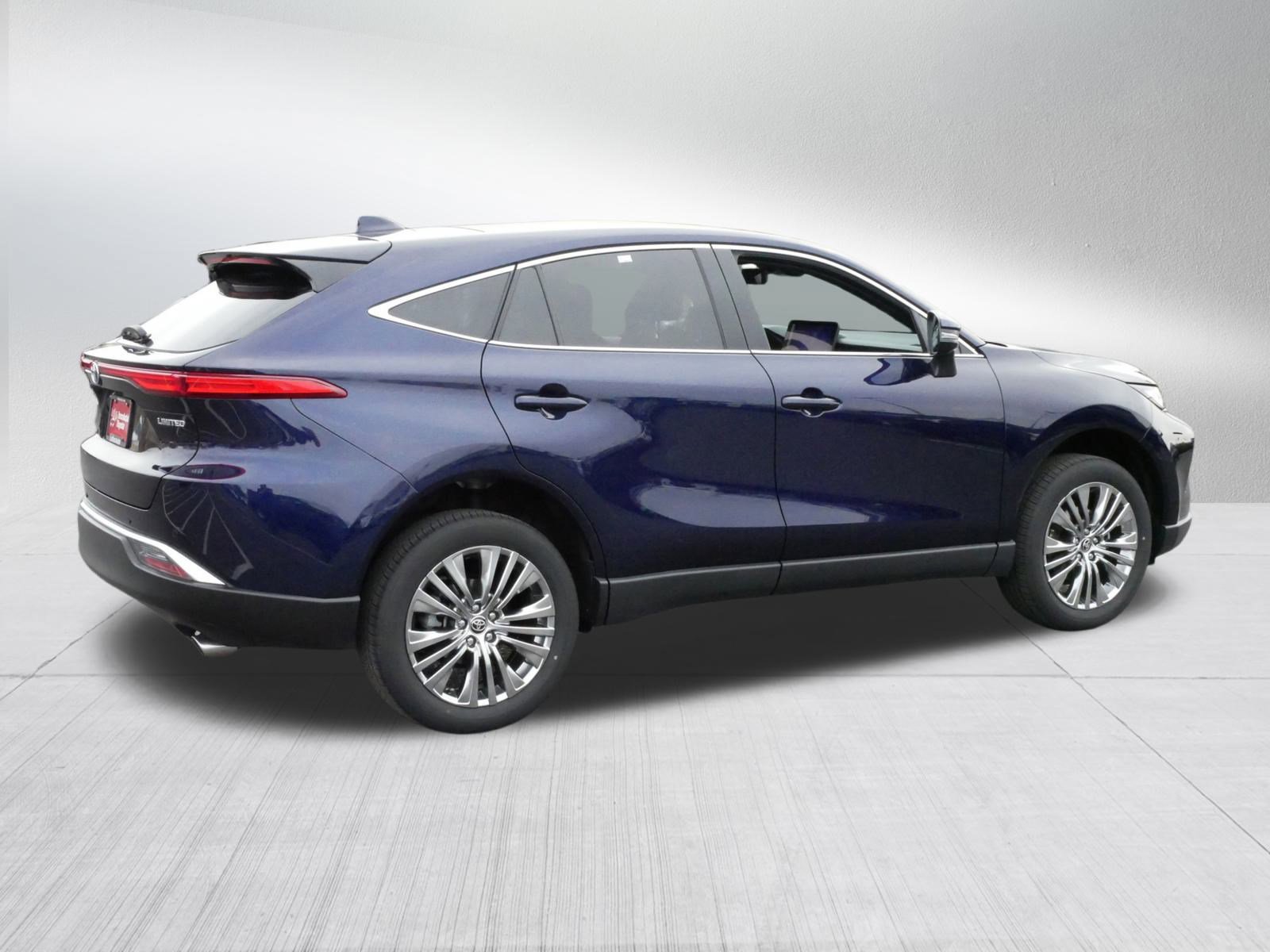 New 2024 Toyota Venza Limited image 7