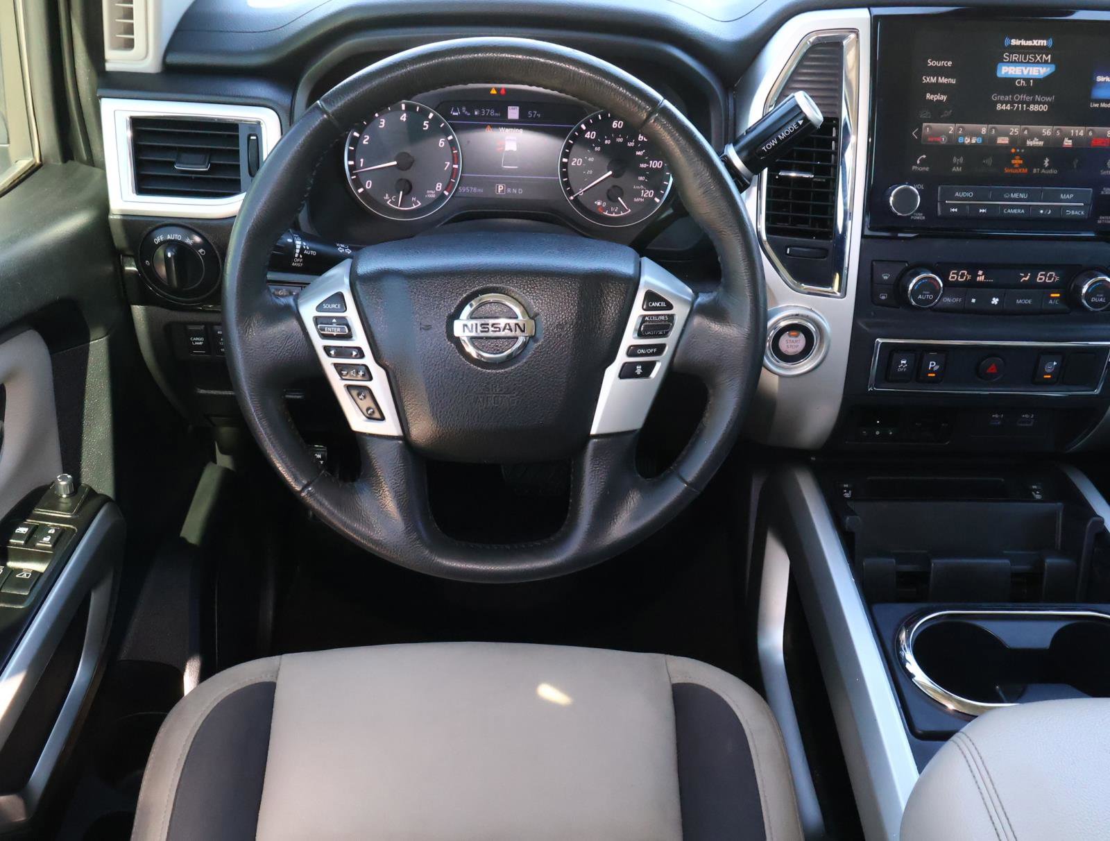 Used 2020 Nissan Titan SV w/ SV Convenience Package image 9