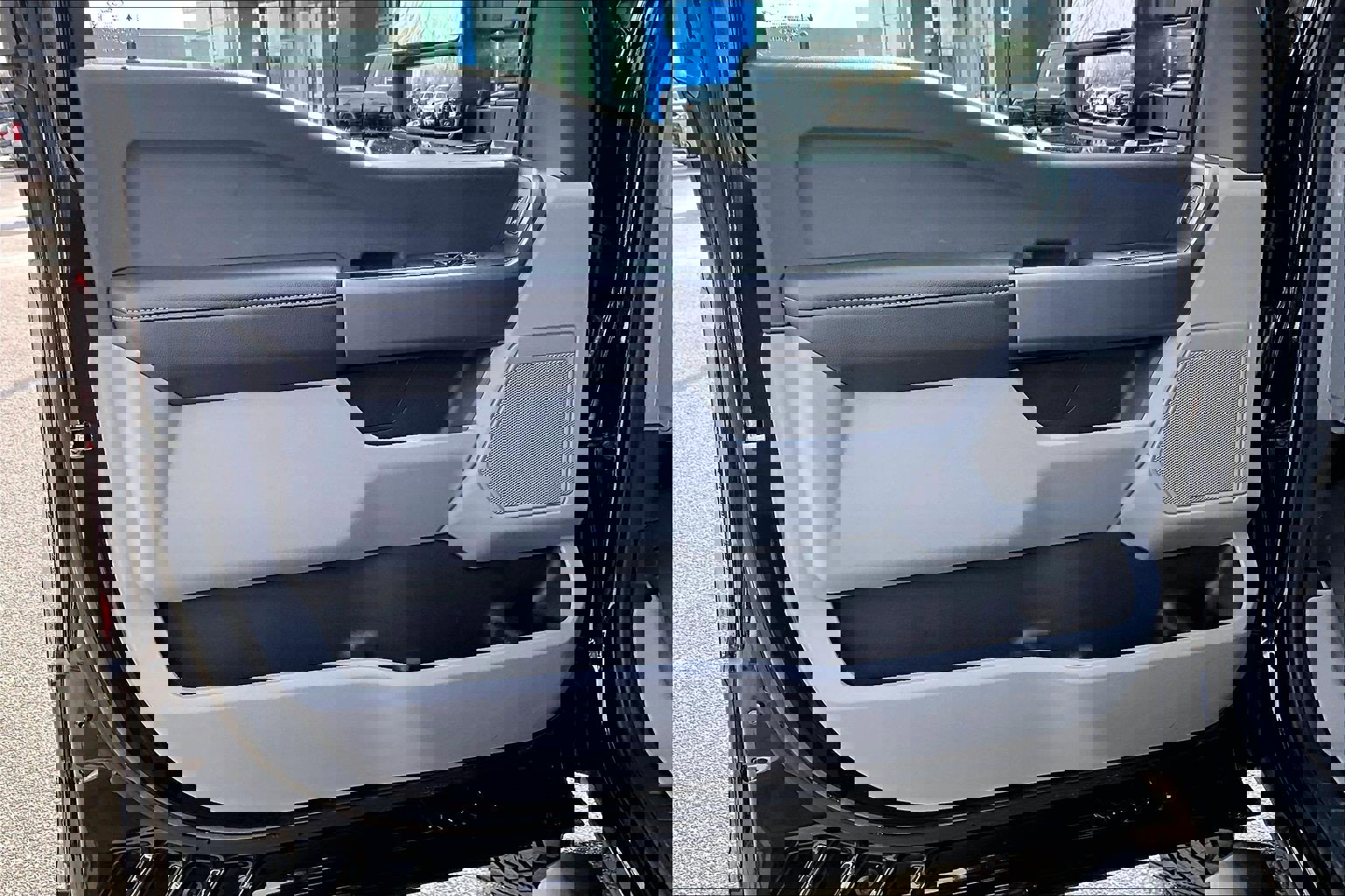 Used 2025 Ford F250 XL w/ STX Appearance Package image 19