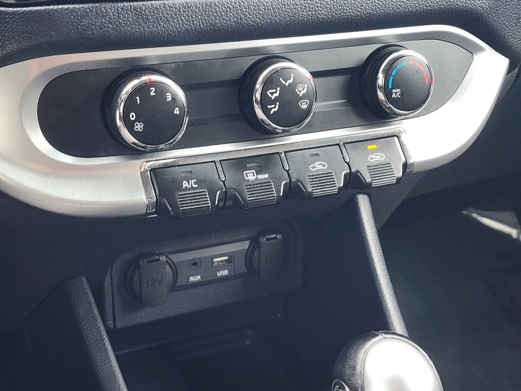 Used 2016 Kia Rio EX image 19