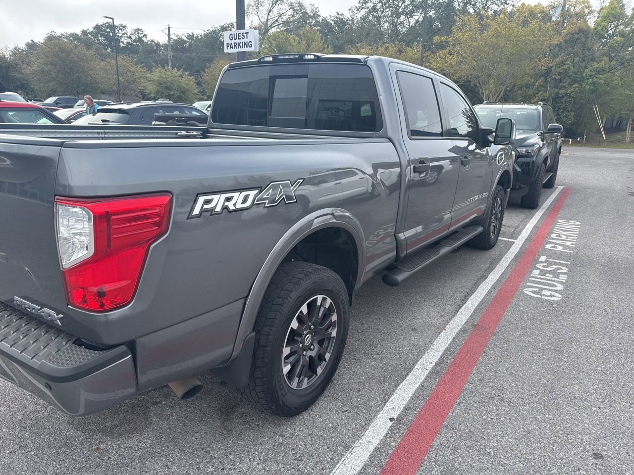 Used 2019 Nissan Titan PRO-4X w/ Pro-4x Convenience Package image 4