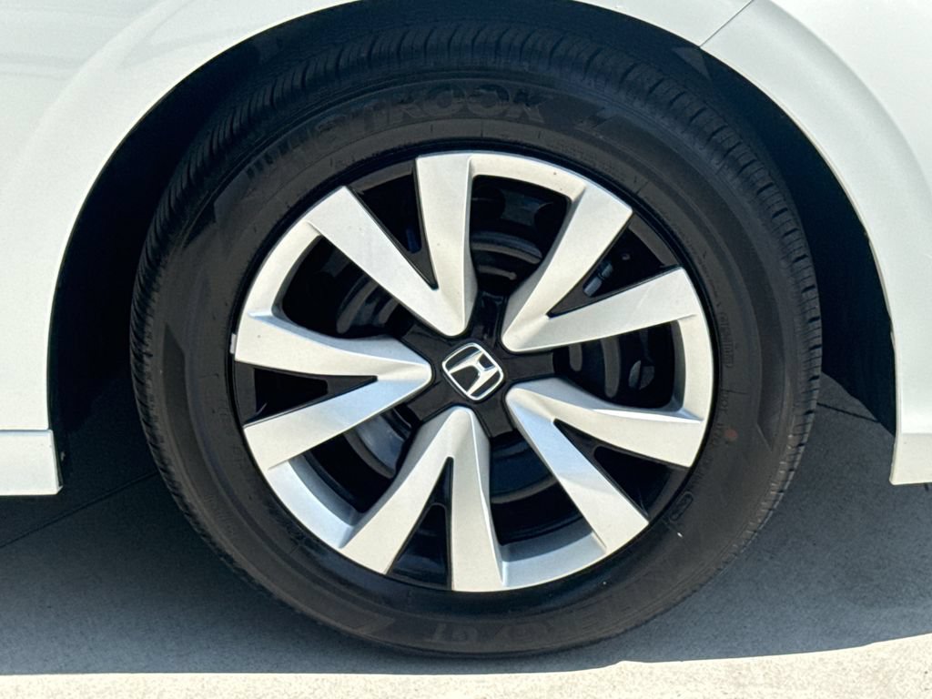 Certified 2026 Honda Civic LX image 11