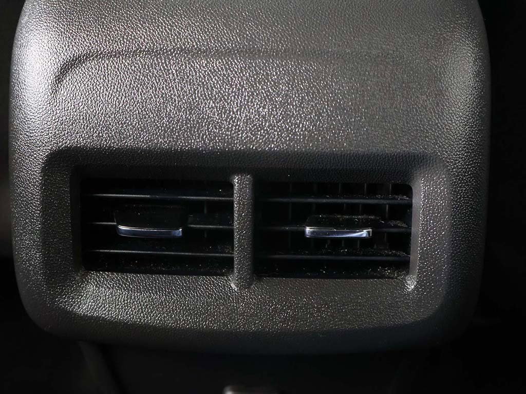 Used 2023 Chevrolet Equinox LT image 42