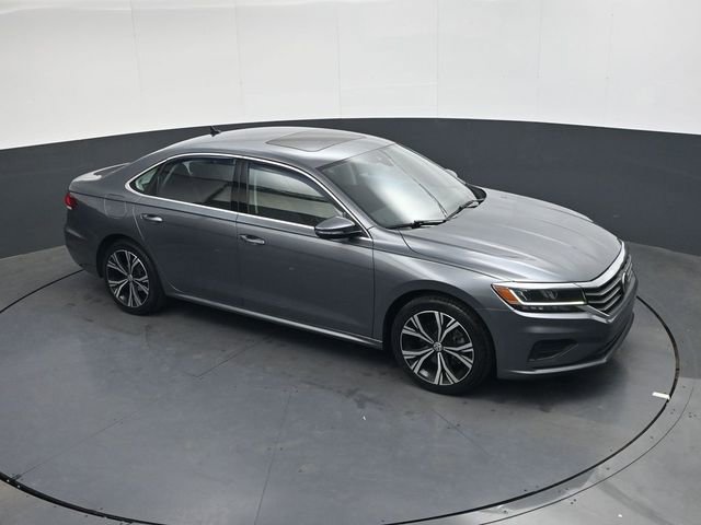 Used 2021 Volkswagen Passat 2.0T SE image 18