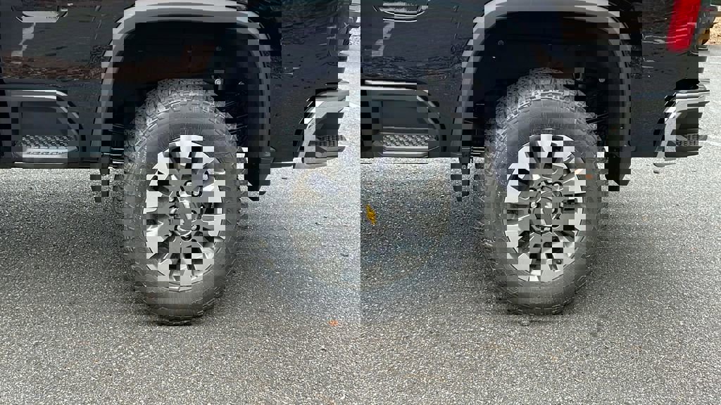 New 2026 Chevrolet Silverado 3500 LT w/ All Star Edition image 9