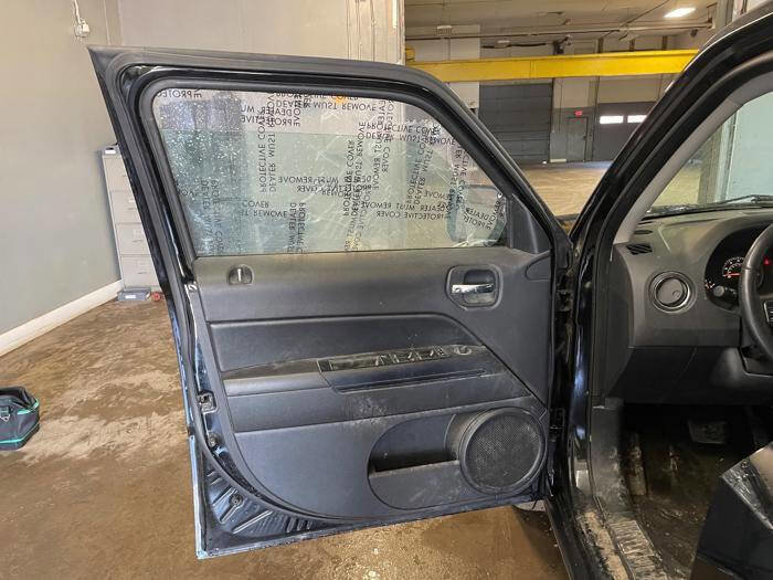 Used 2015 Jeep Patriot High Altitude image 23