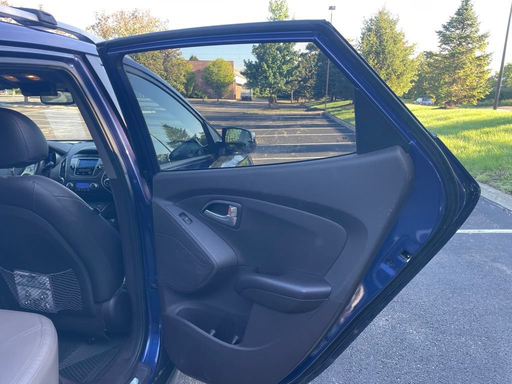 Used 2013 Hyundai Tucson Limited FWD image 22
