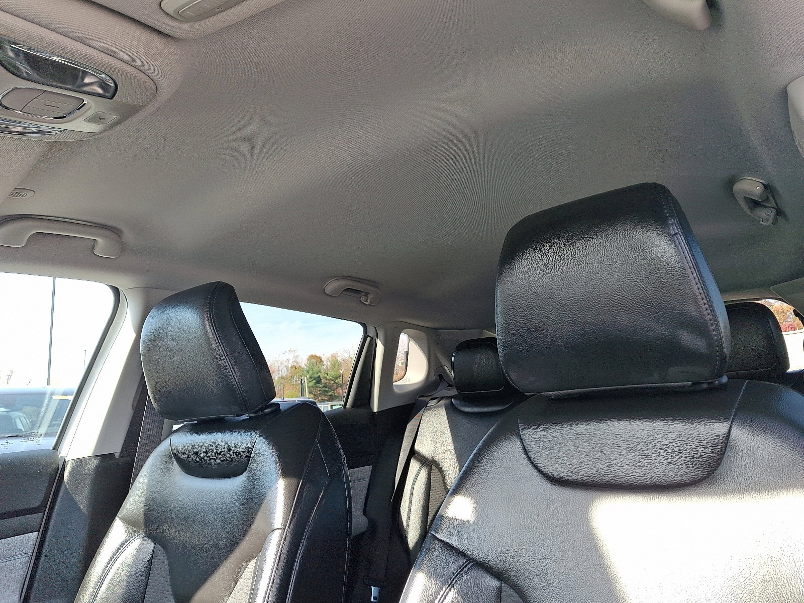 Certified 2022 Jeep Compass Latitude w/ Convenience Group image 14