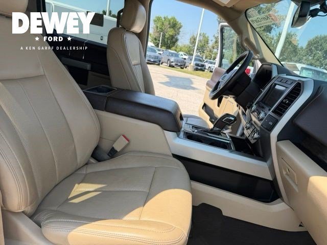 Used 2019 Ford F150 Lariat w/ Equipment Group 502A Luxury AWD/4WD image 26