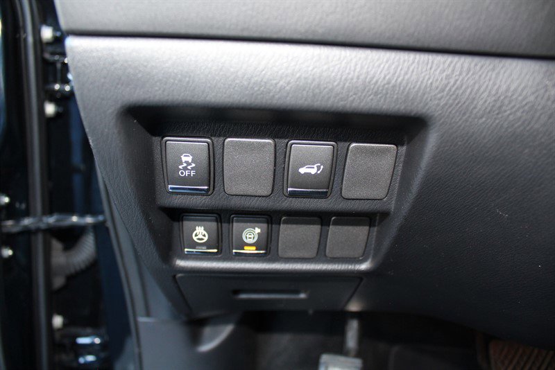 Used 2019 INFINITI QX60 Luxe w/ Essential Package image 19