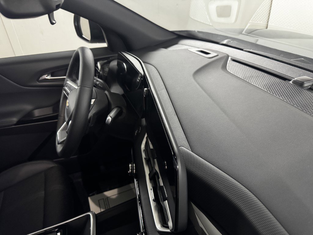 New 2026 Chevrolet Equinox LT w/ Convenience Package II image 80