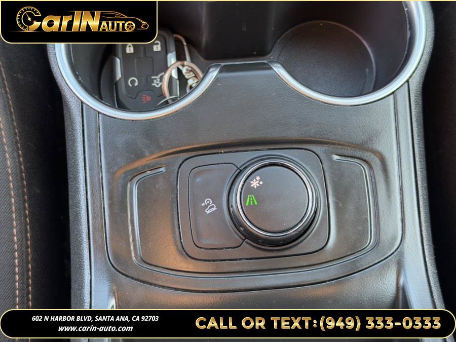 Used 2018 GMC Terrain SLE FWD image 24
