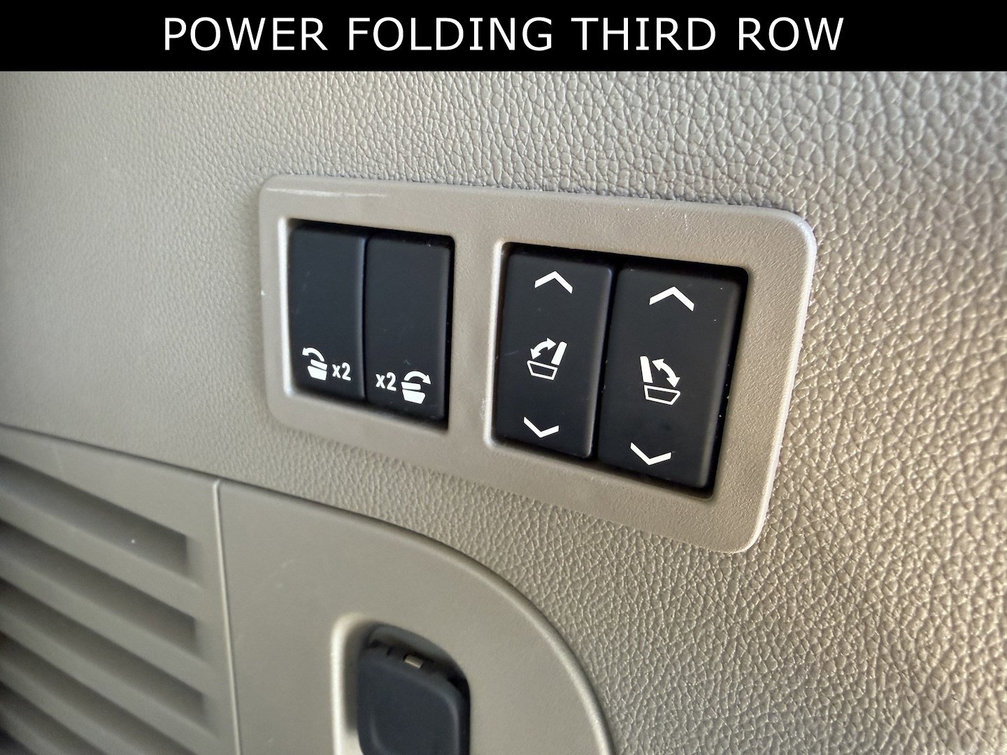 Used 2020 Chevrolet Tahoe Premier RWD image 42