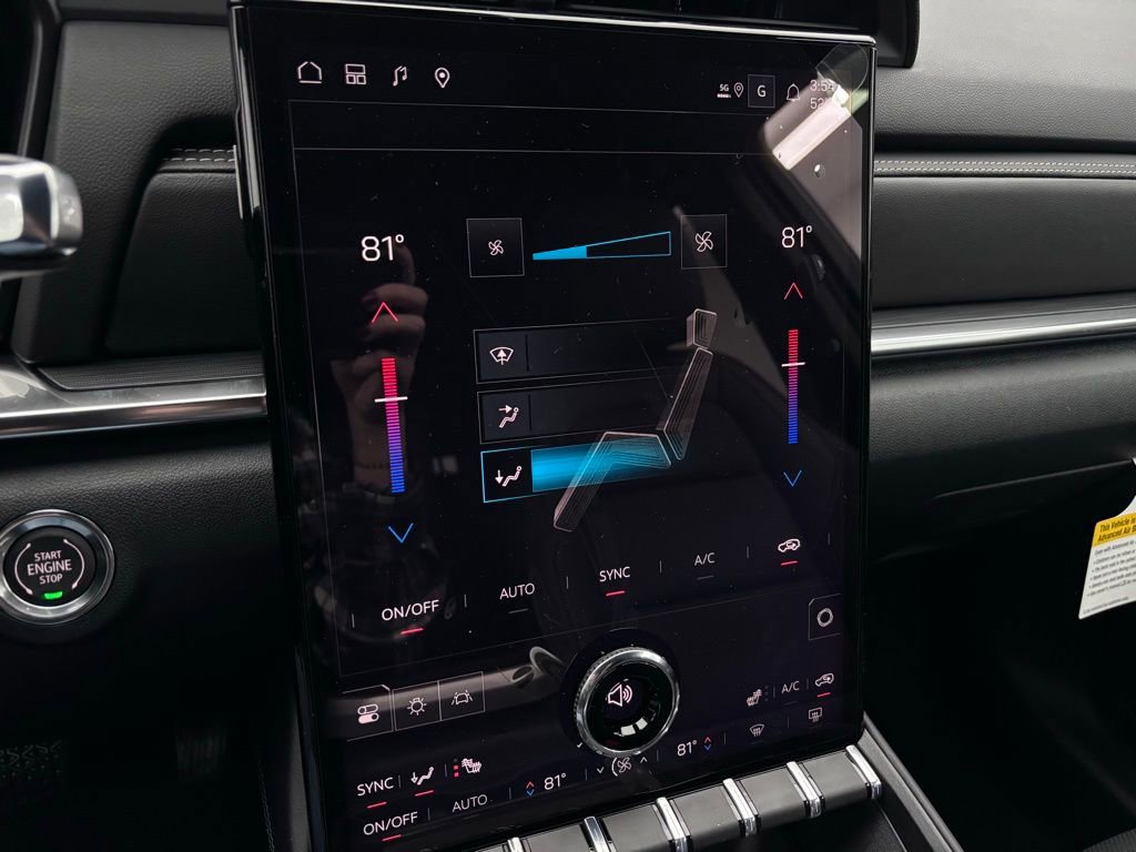 New 2026 GMC Terrain Elevation w/ Elevation Premium Package image 27