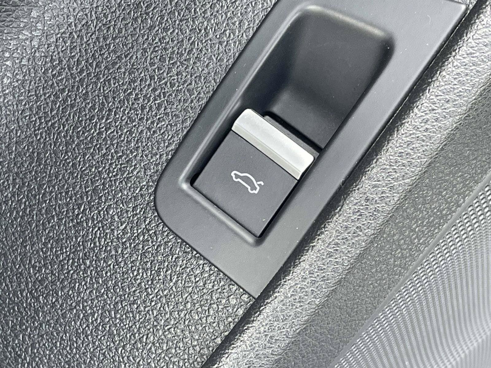 Used 2017 Audi Q7 2.0T Premium Plus AWD/4WD image 16
