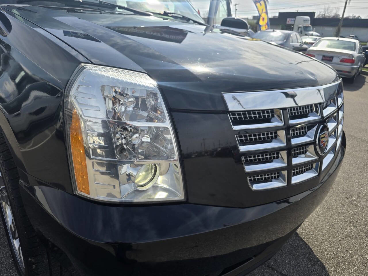 Used 2008 Cadillac Escalade EXT image 36