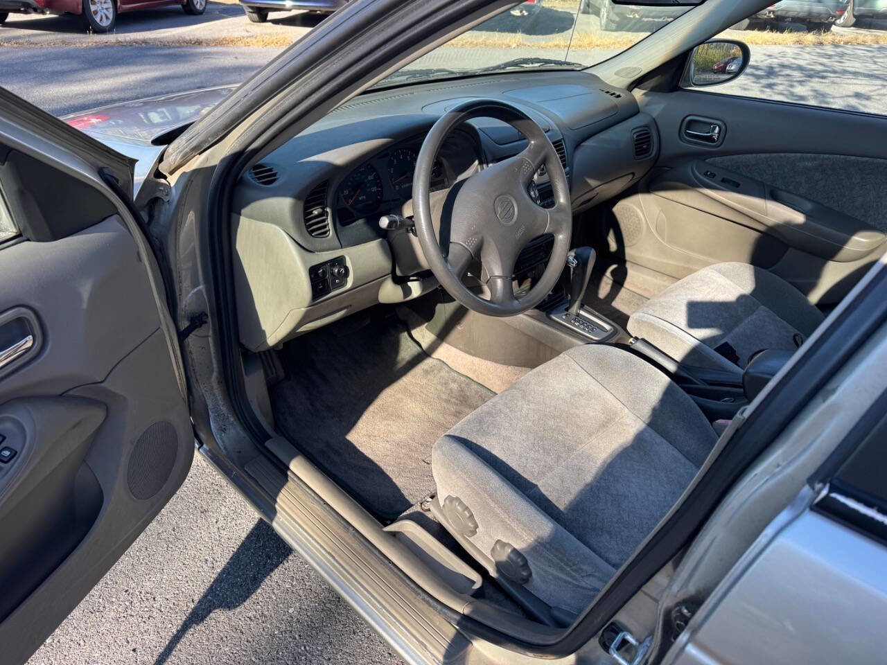 Used 2000 Nissan Sentra GXE image 9