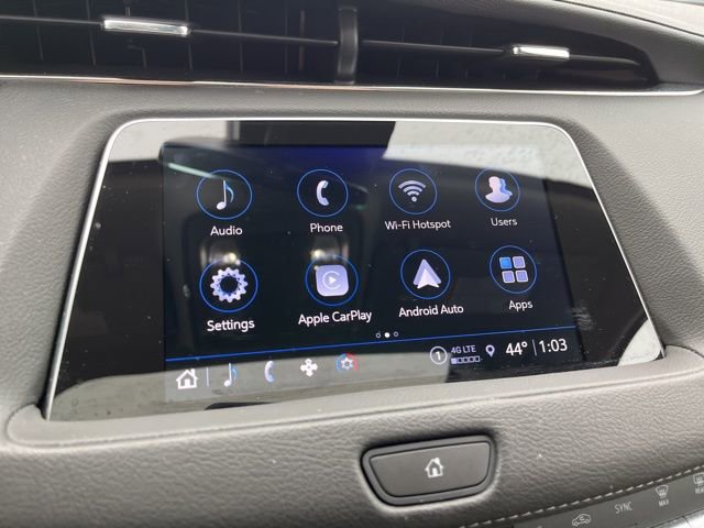 Used 2023 Cadillac XT4 Luxury w/ Cold Weather Package image 17