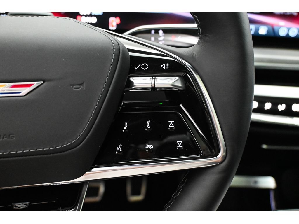 New 2026 Cadillac Lyriq V w/ Exterior Carbon Fiber Package AWD/4WD image 26
