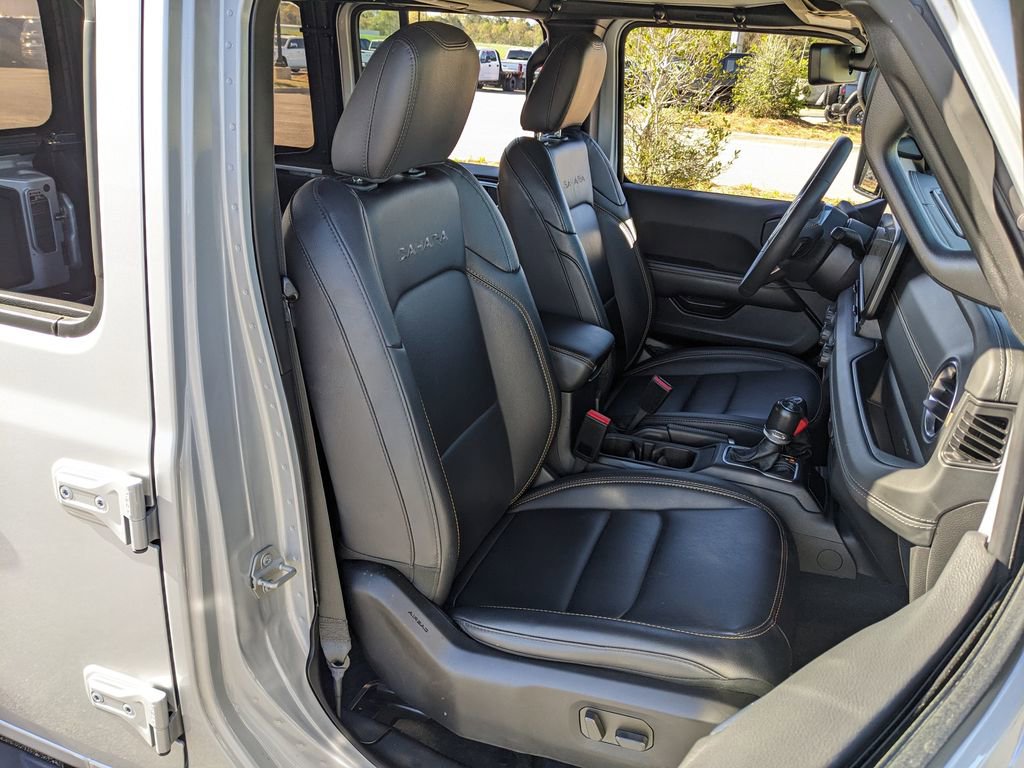 Used 2024 Jeep Wrangler Unlimited Sahara w/ Technology Group image 54