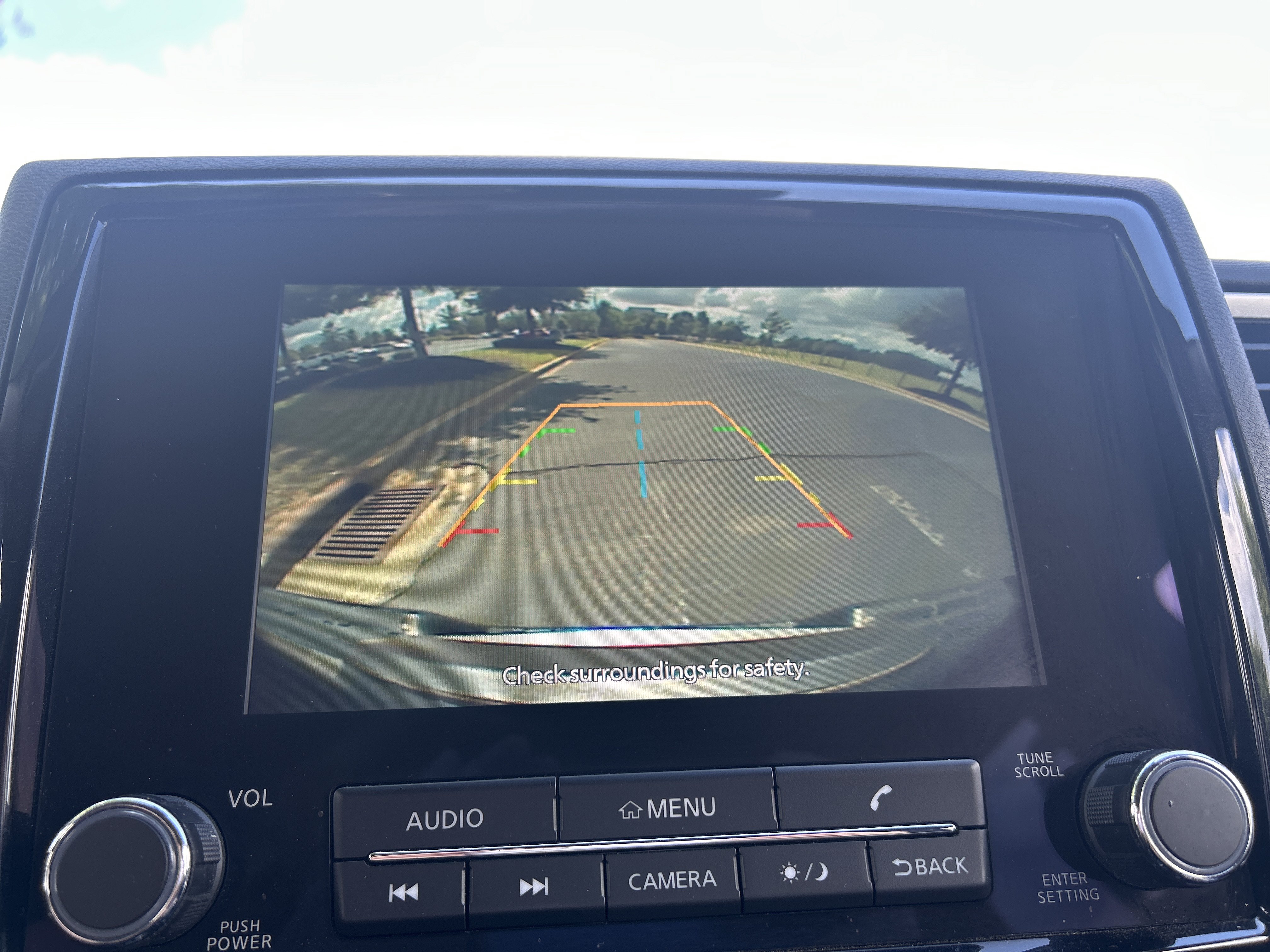Used 2022 Nissan Frontier SV AWD/4WD image 14