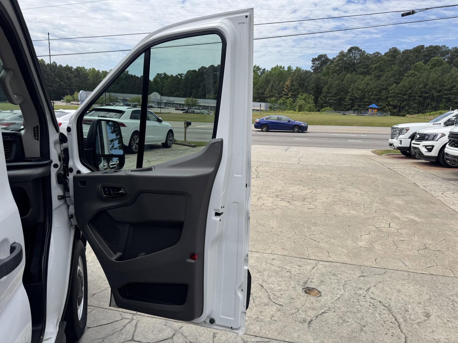 Used 2021 Ford Transit 250 Medium Roof w/ Load Area Protection Package RWD image 15