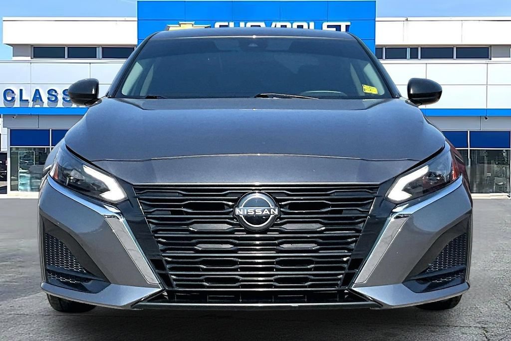 Used 2024 Nissan Altima 2.5 S FWD image 18