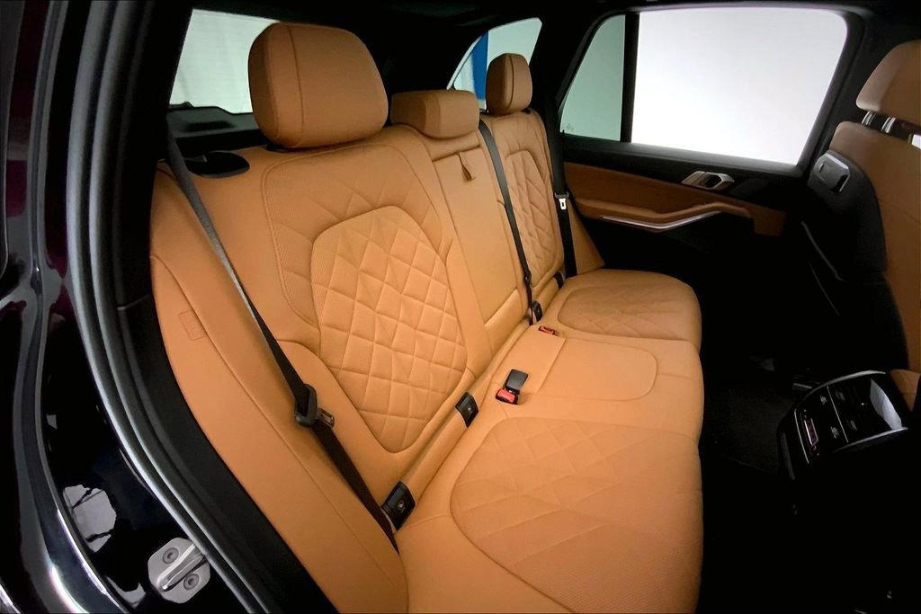 Certified 2024 BMW X5 xDrive50e w/ M Sport Package image 15