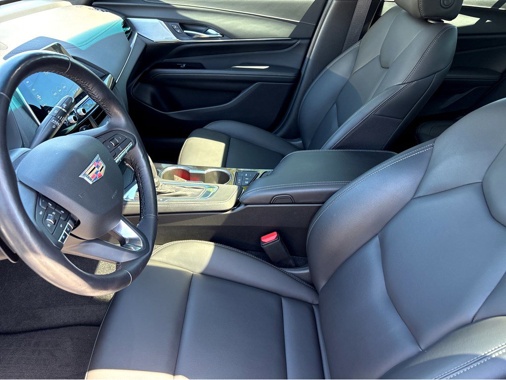 Certified 2022 Cadillac CT4 Luxury w/ Sun And Sound Package image 18