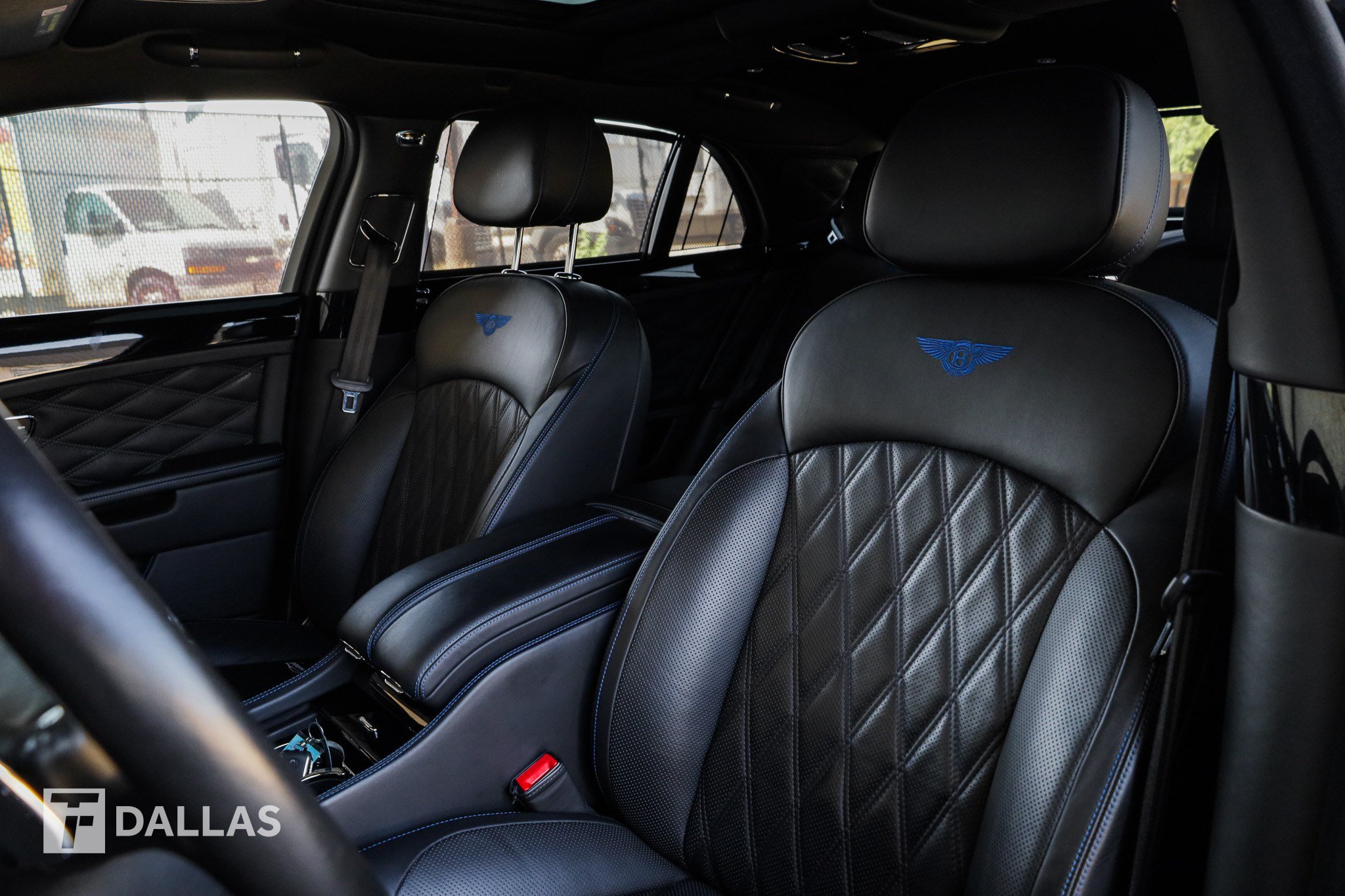 Used 2017 Bentley Mulsanne RWD image 4