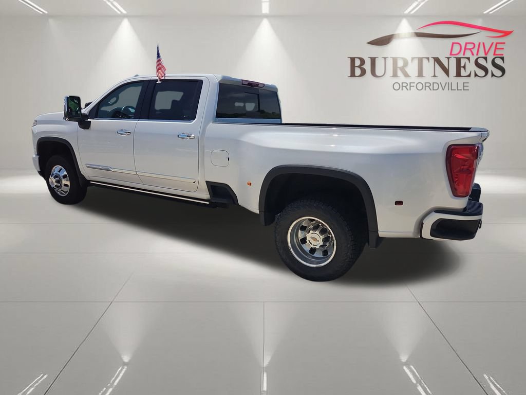 Certified 2024 Chevrolet Silverado 3500 High Country w/ High Country Premium Package AWD/4WD image 6