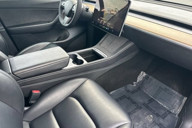 Used 2022 Tesla Model Y Performance AWD/4WD image 18