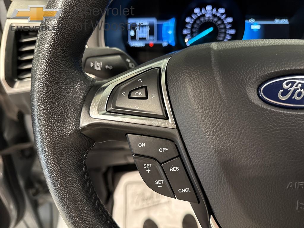 Used 2024 Ford Edge SEL AWD/4WD image 3
