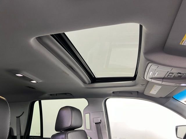 Used 2019 GMC Yukon SLT image 26