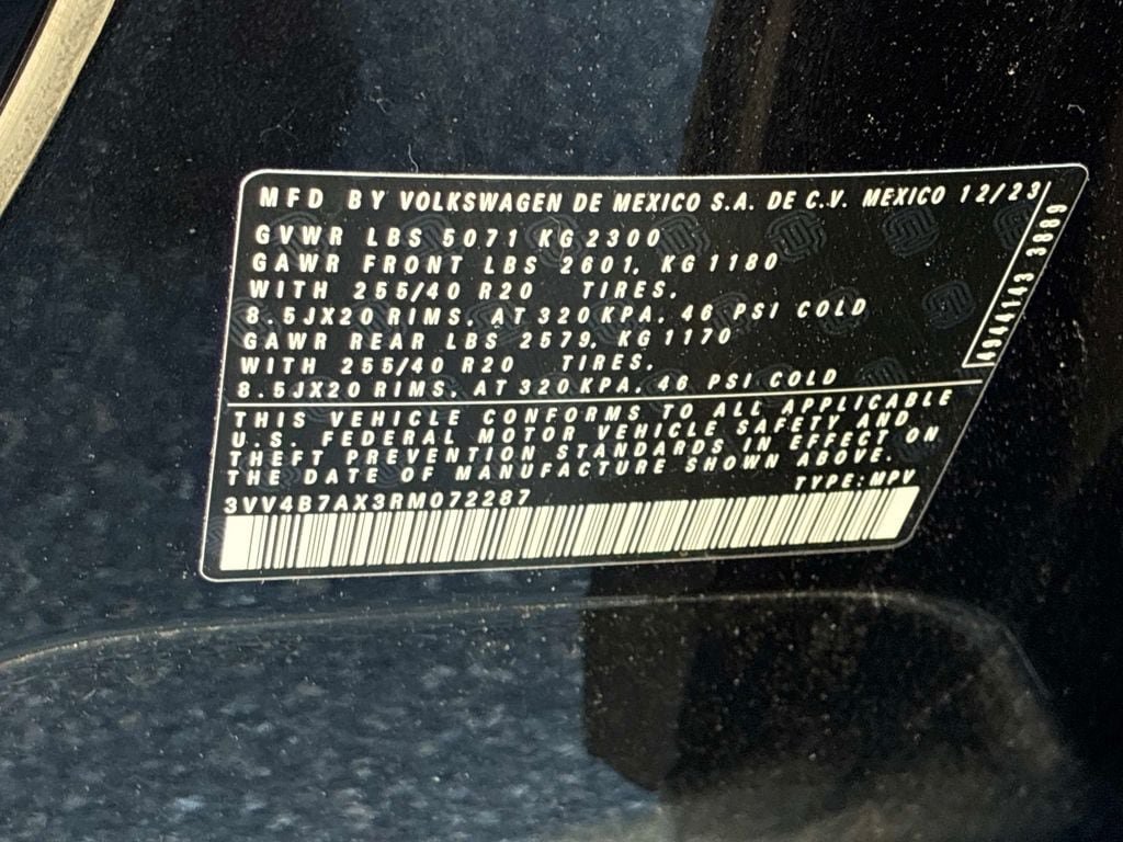 Used 2024 Volkswagen Tiguan SEL R-Line AWD/4WD image 22
