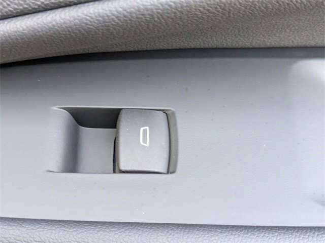 New 2025 Chevrolet Blazer EV LT w/ Super Cruise Package image 37