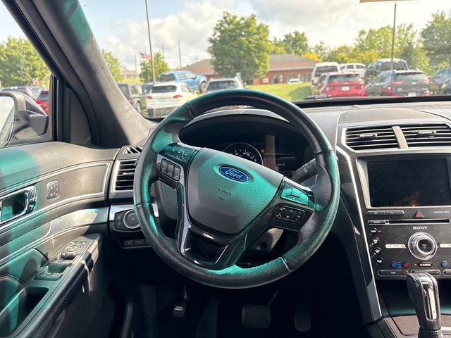 Used 2017 Ford Explorer Sport w/ Equipment Group 401A AWD/4WD image 14