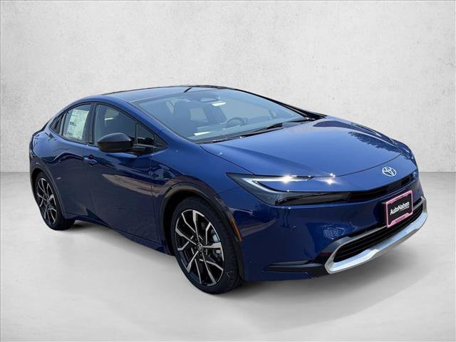 New 2026 Toyota Prius Plug-In Hybrid FWD image 3