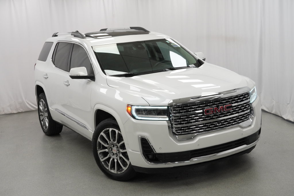 Certified 2023 GMC Acadia Denali w/ Denali Technology Package FWD image 9